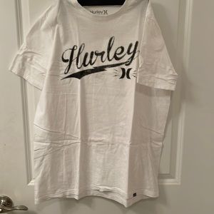 Hurley t-shirt